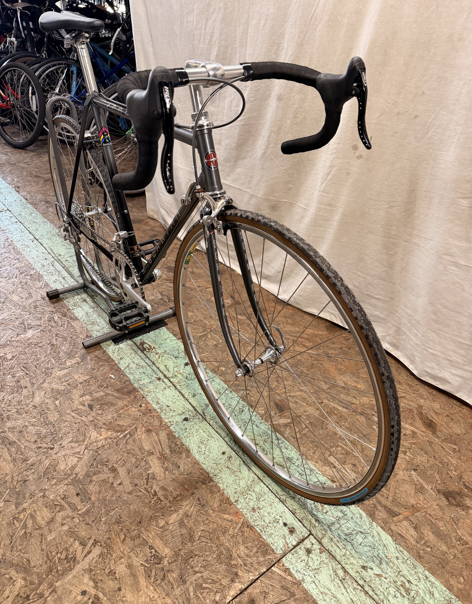 52cm Schwinn Prologue (1225) H1L
