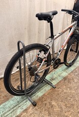 17in Specialized Rockhopper (0732) H1L