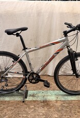 17in Specialized Rockhopper (0732) H1L