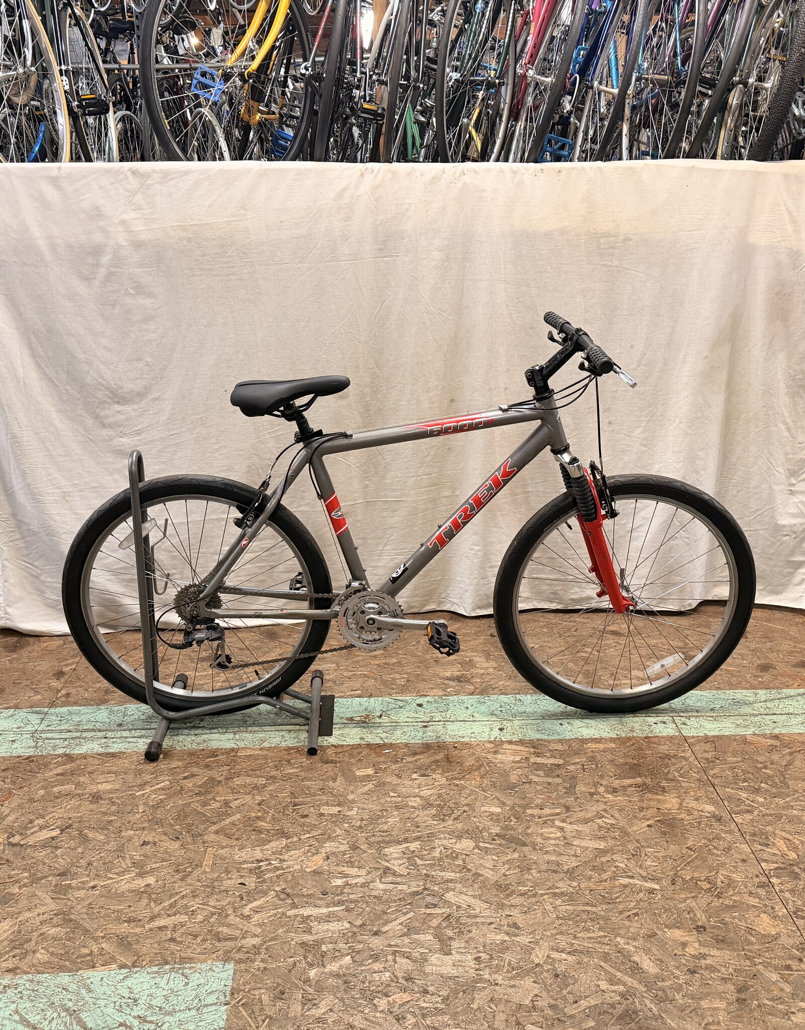 19.5in Trek 6000 (7825) H1L