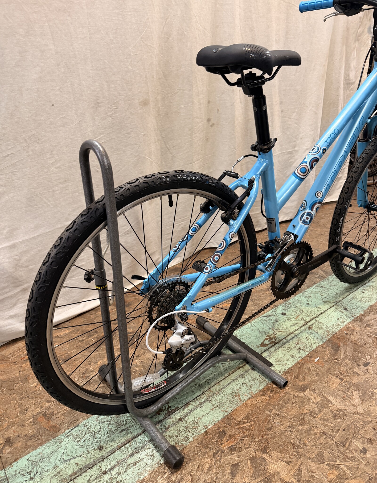 16" Trek 3700 (829B) H1U