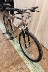 19in Specialized Hardrock (0908) H1L