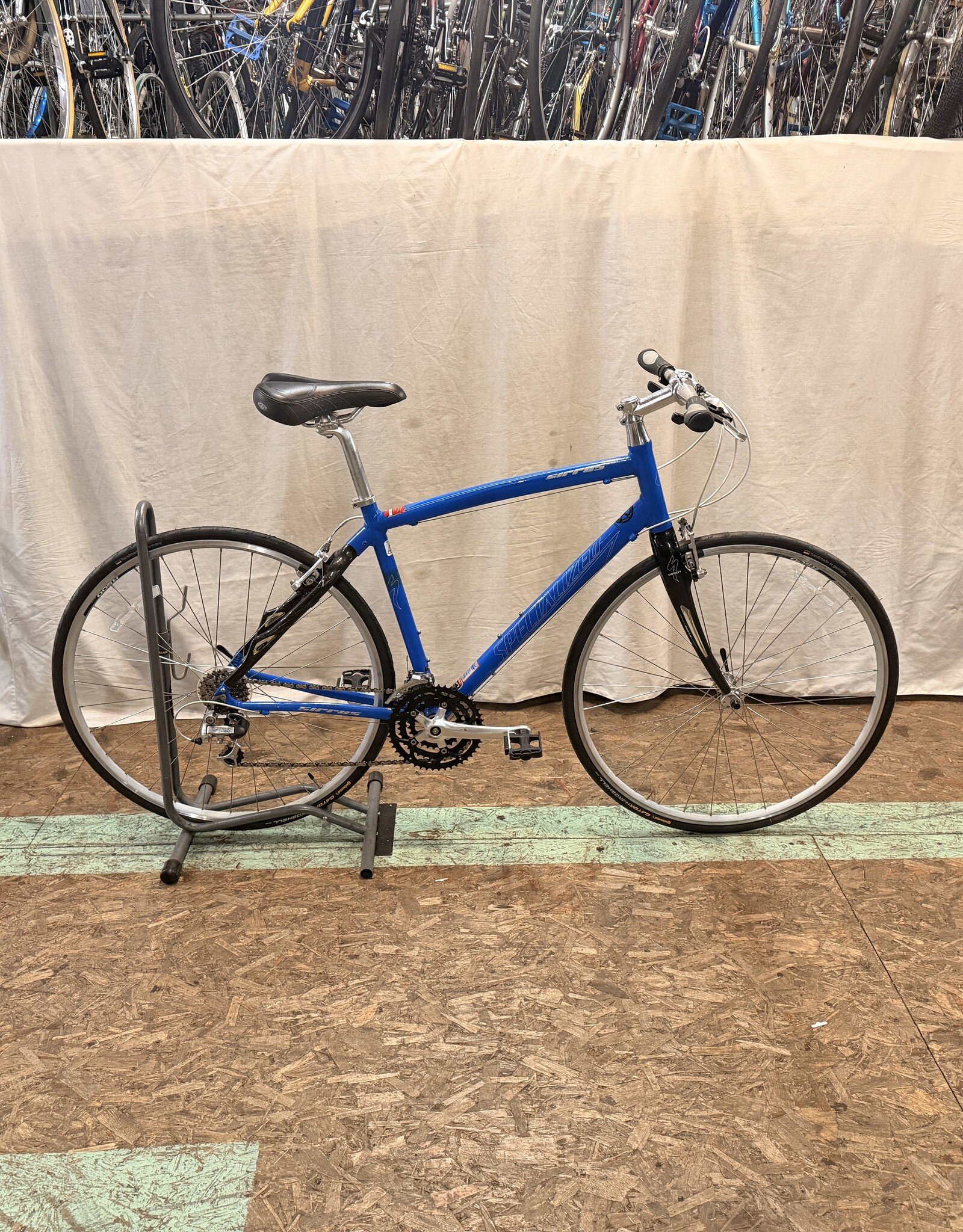 18" Specialized Sirrus Sport (0037) H2L