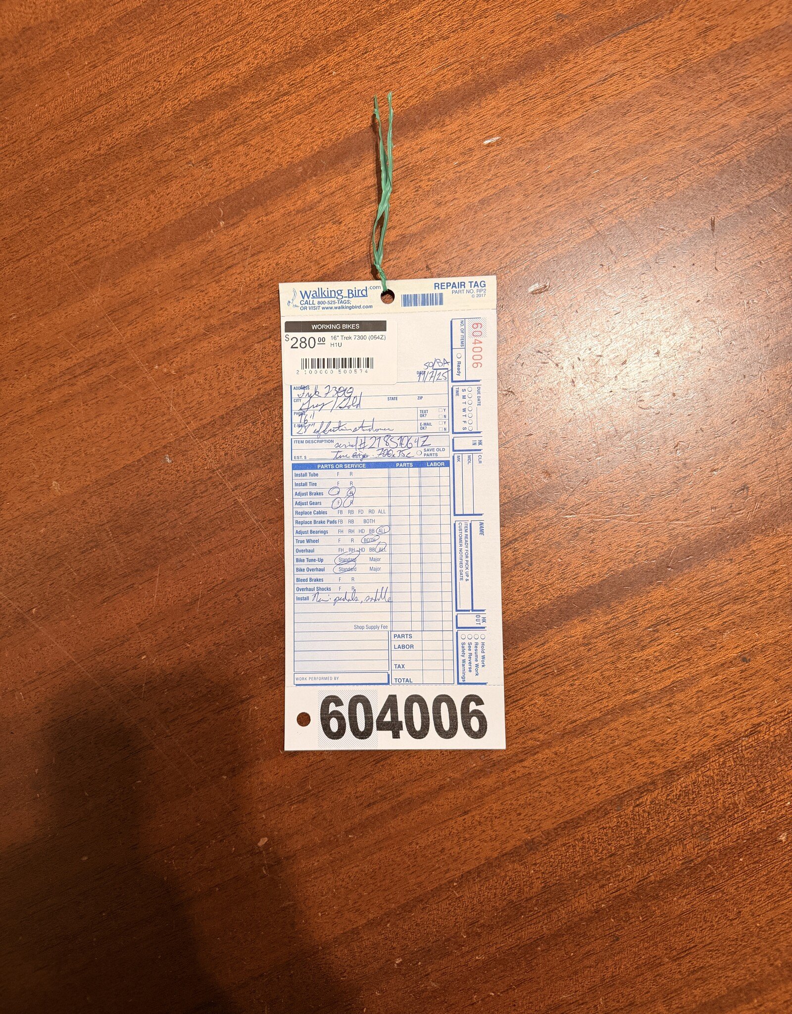 16" Trek 7300 (064Z) H1U