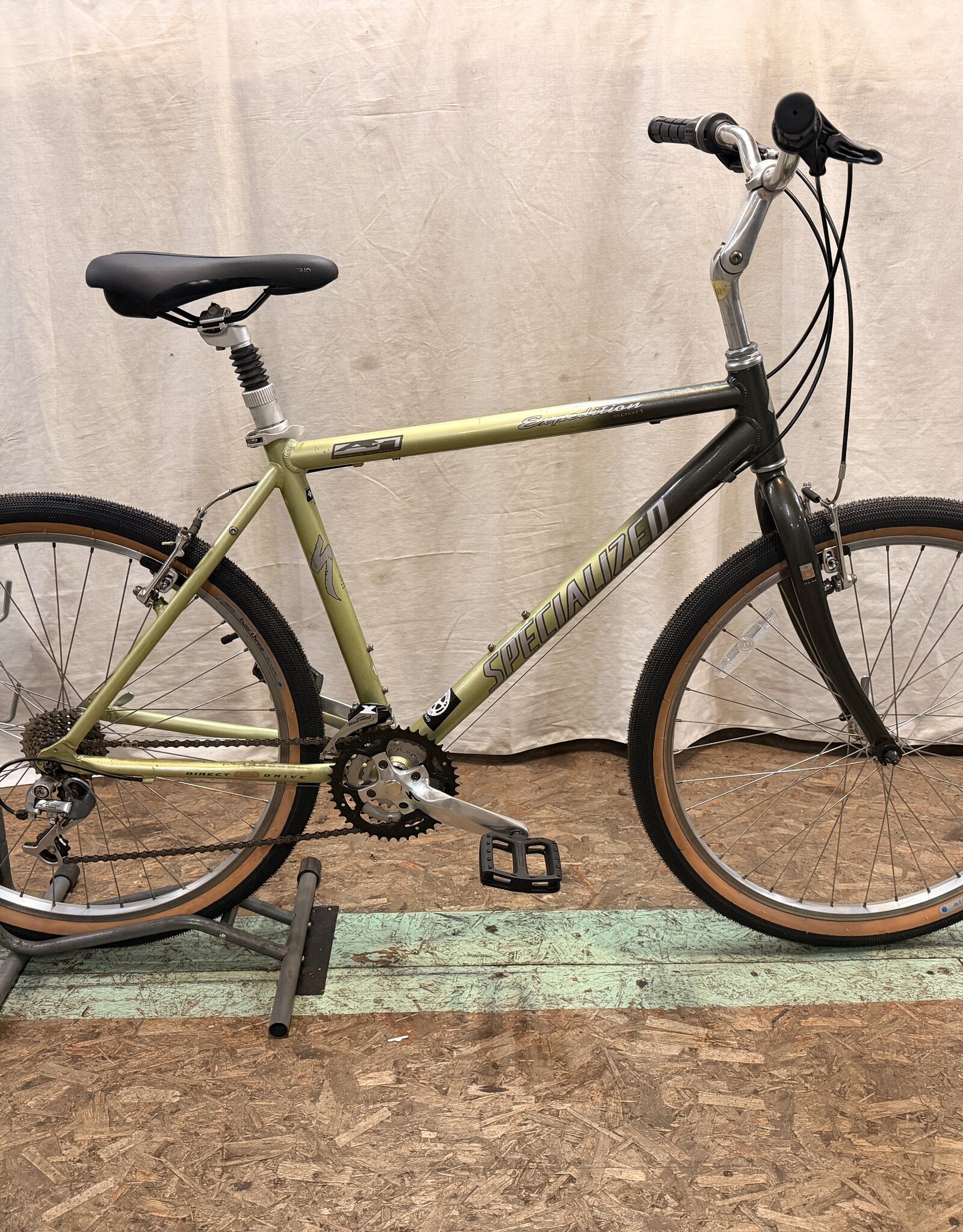 19" Specialized Expedition (5441) H2L