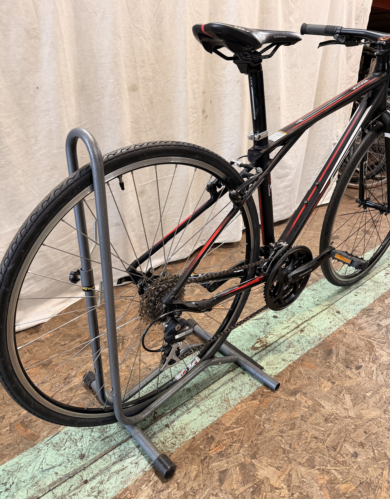 GT 17" GT Vantara (2258) H2U