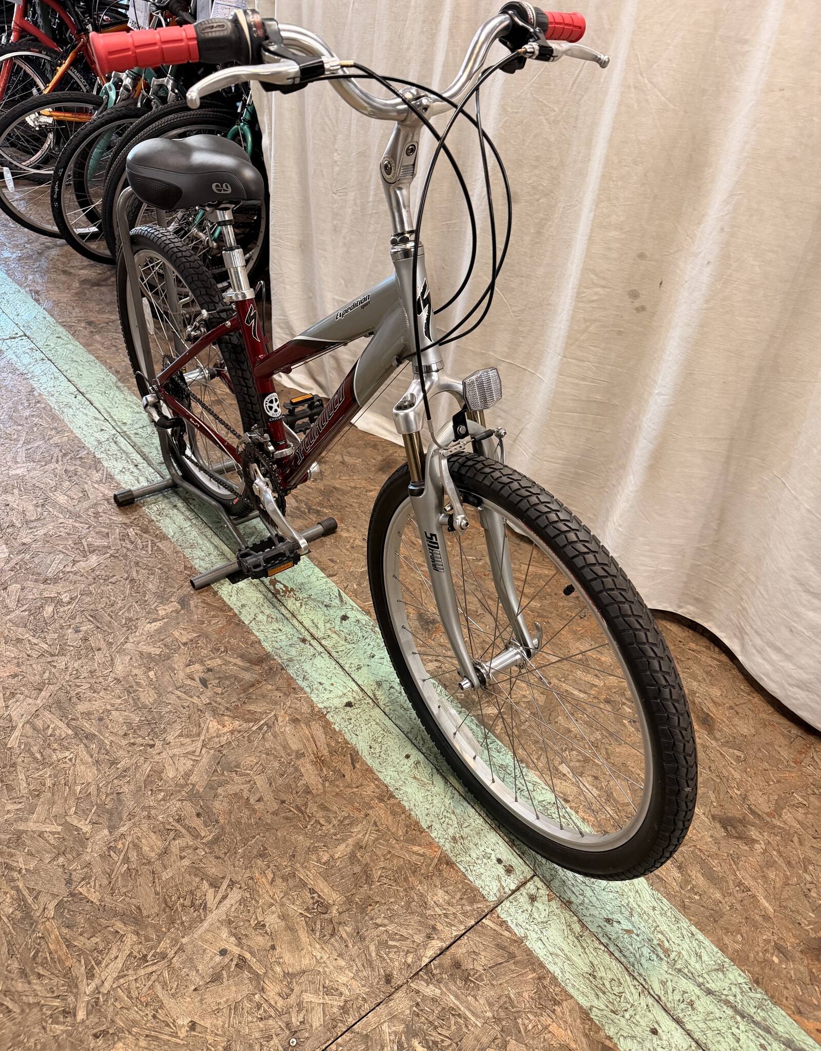 14" Specialized Expedition Sport (4761) H2U