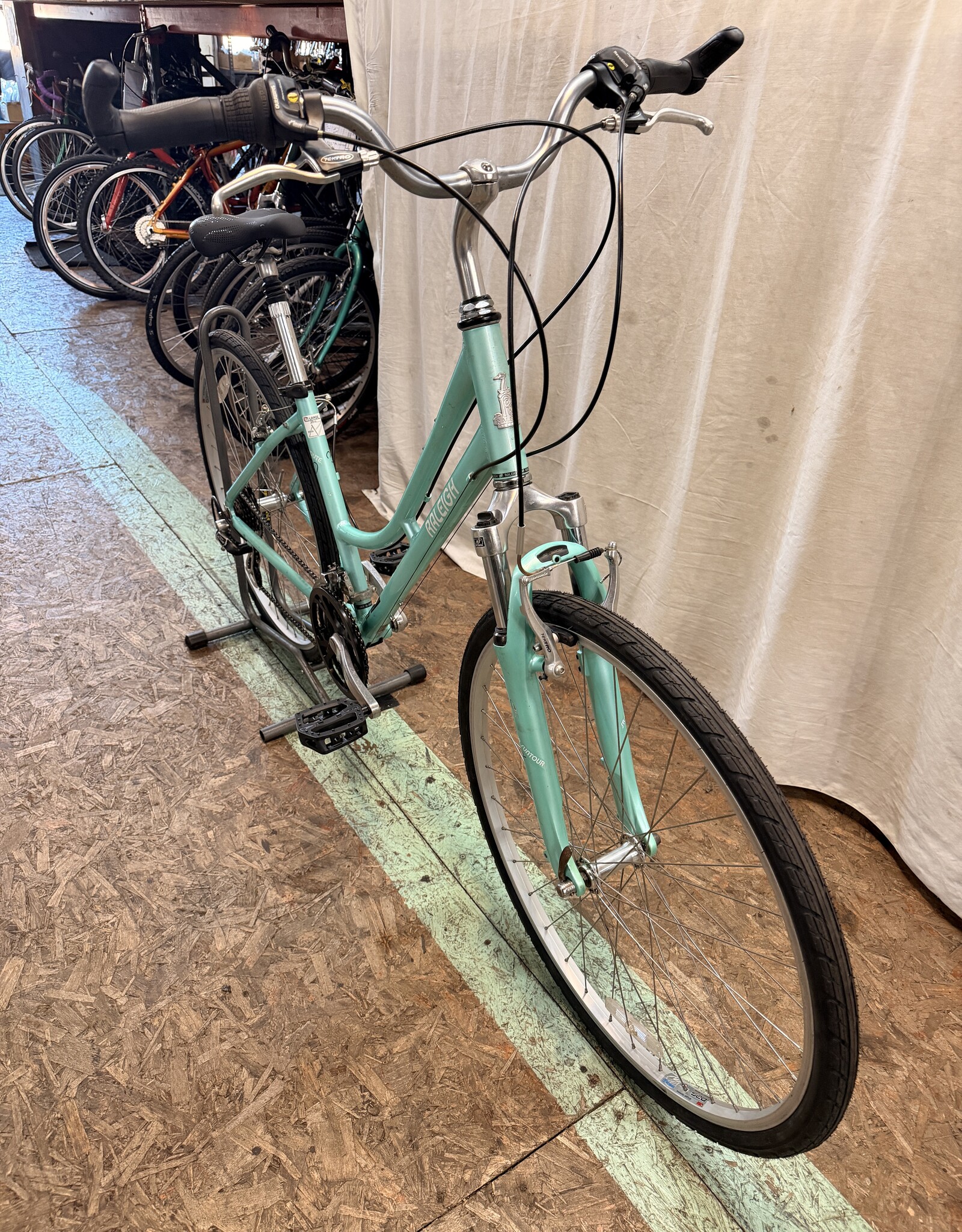 Raleigh 17in Raleigh Route 3.0 (9366) H2U