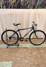16" Trek 830 Mountain Track (5918) H2U