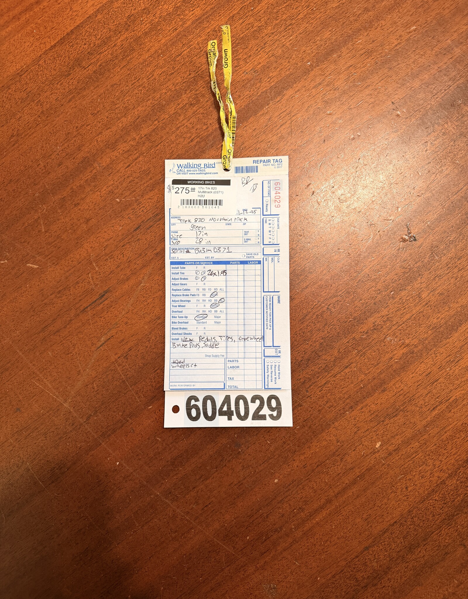 17" Trek 820 Multitrack (0371) H2U