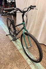 17" Trek 820 Multitrack (0371) H2U