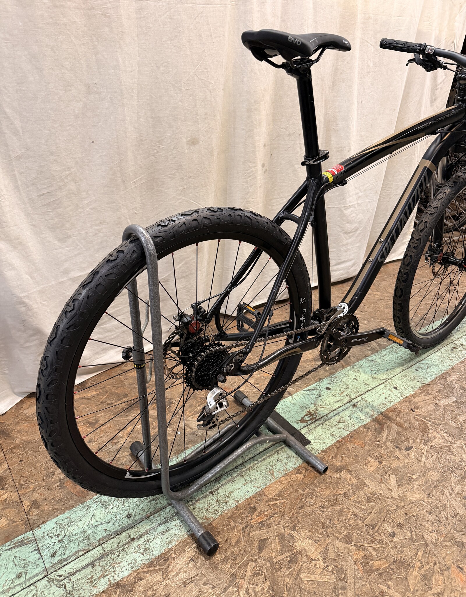 21" Specialized Rockhopper 29er (0431) H3L