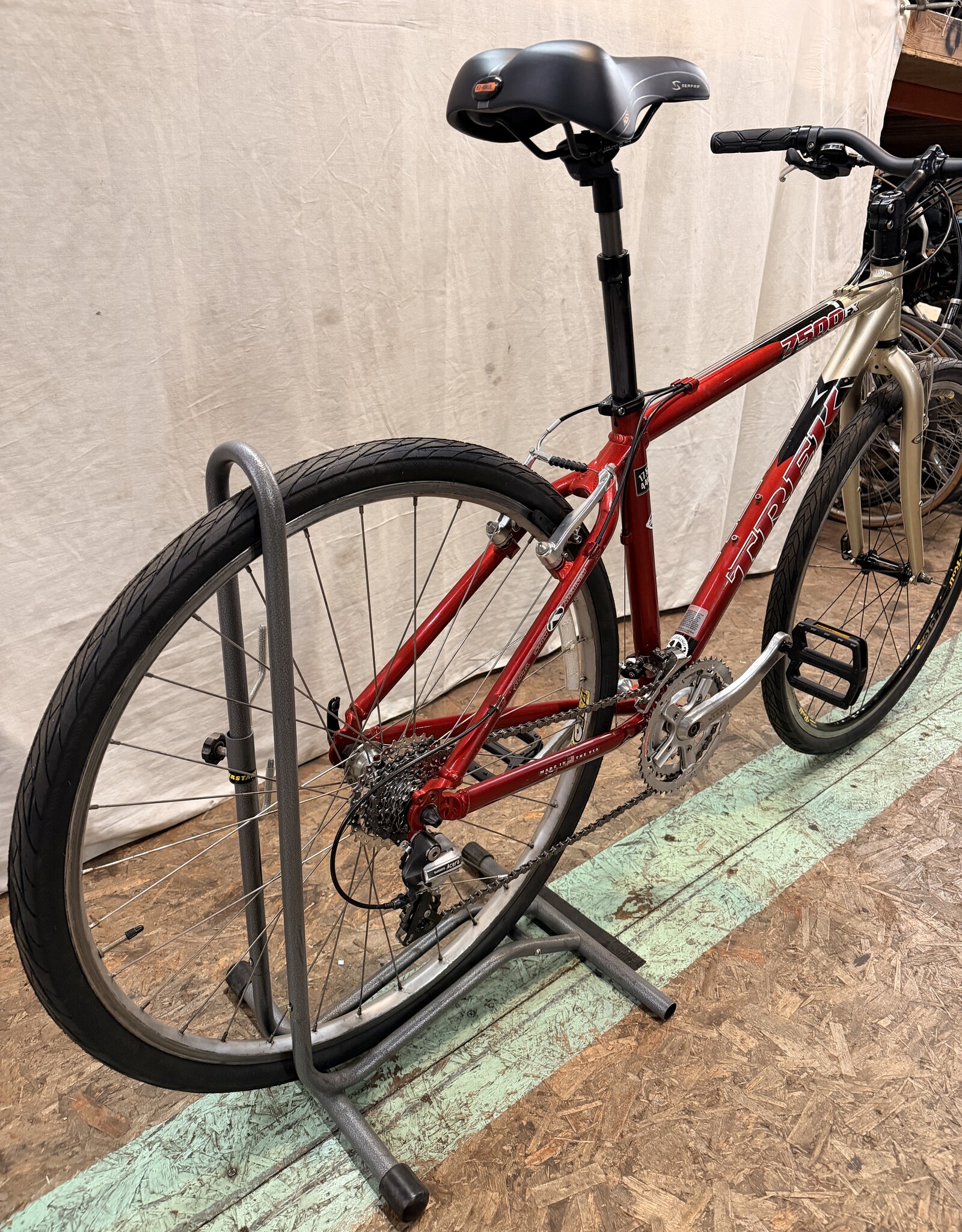 17.5" Trek 7500 FX (601T) H3U