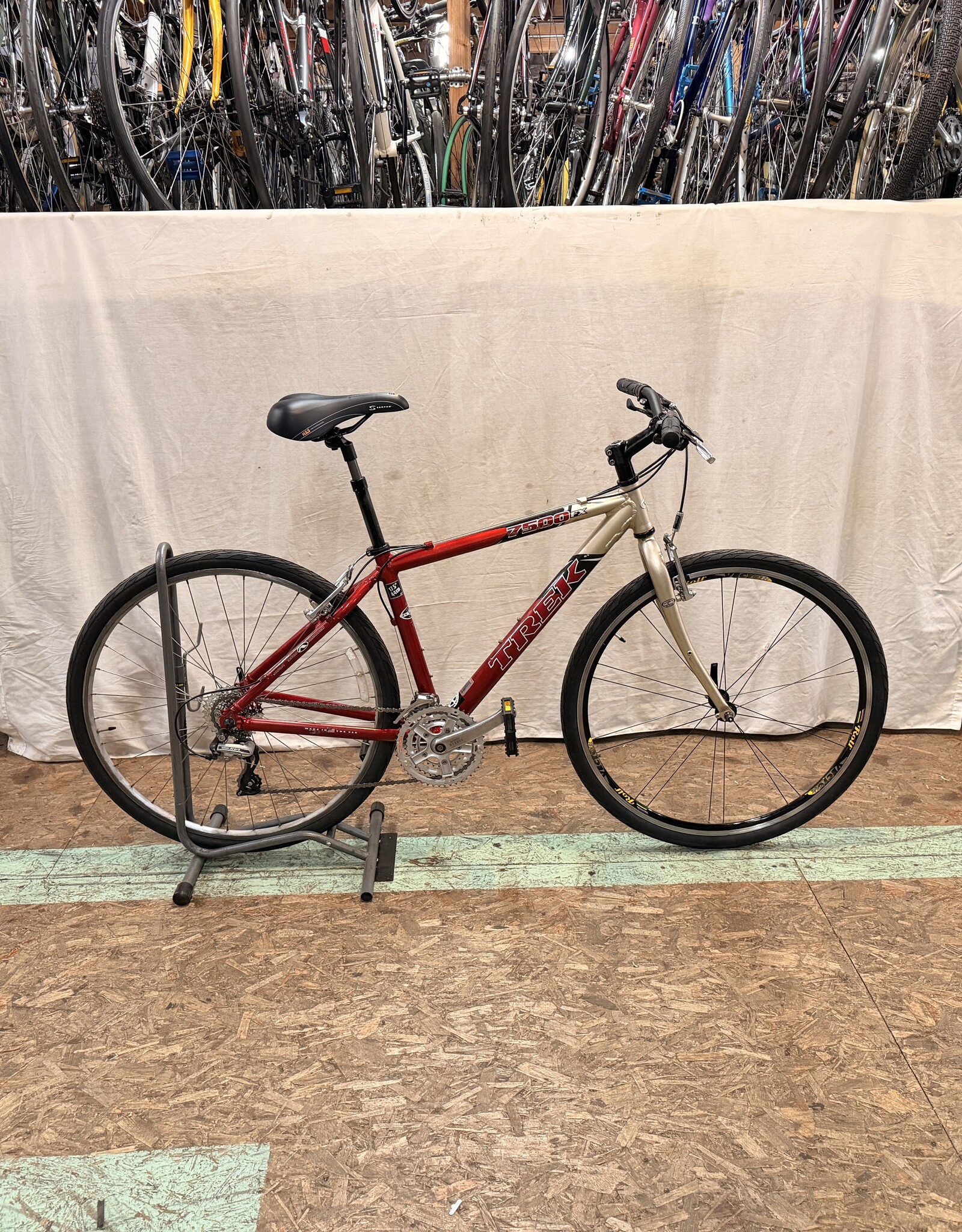 17.5" Trek 7500 FX (601T) H3U