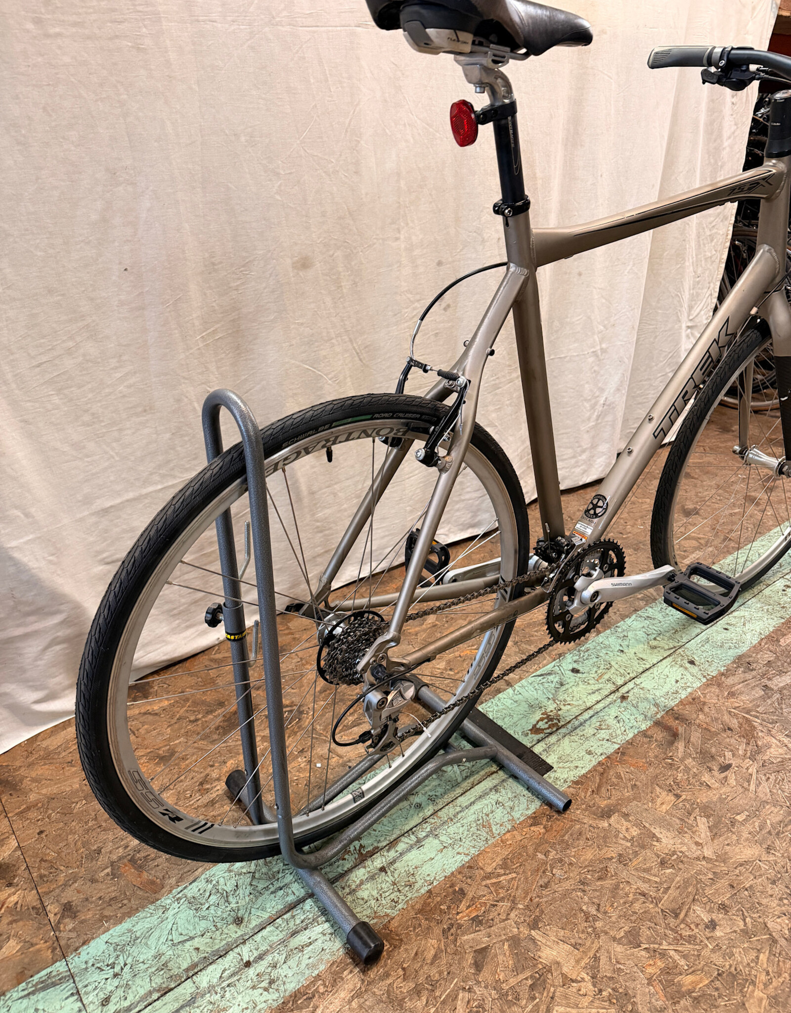 25" Trek 7.5 FX (556D) H3L