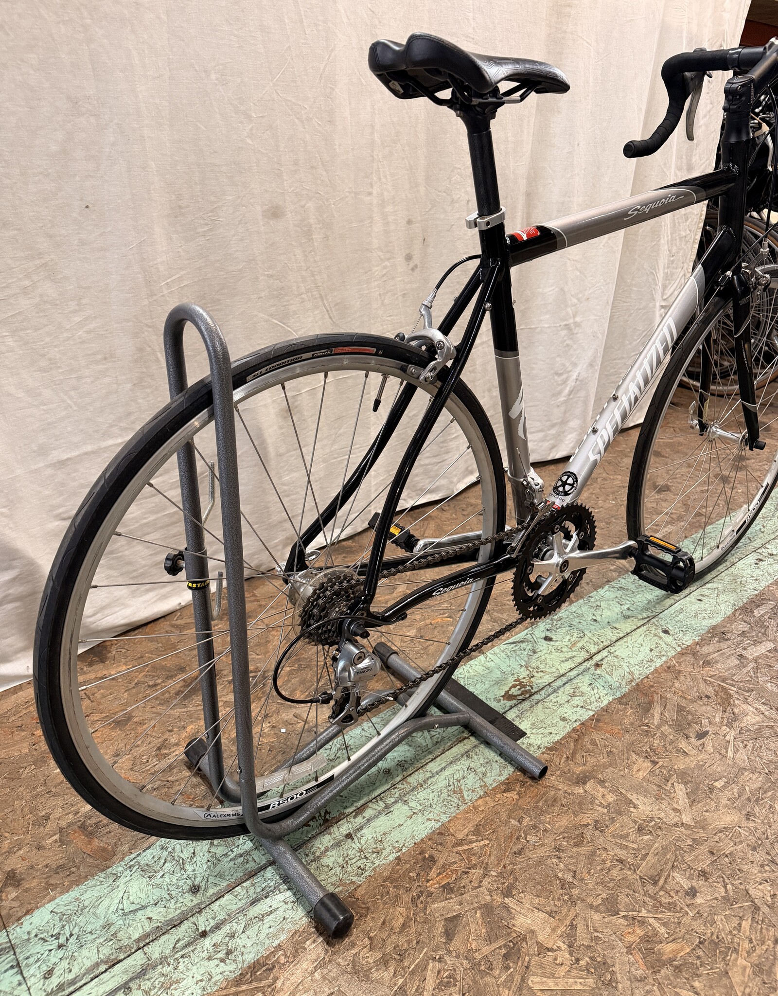 56cm Specialized Sequoia (0102) C5U