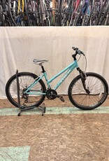 16" Trek Skye (346G) (H3U)