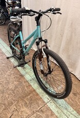 16" Trek Skye (346G) (H3U)