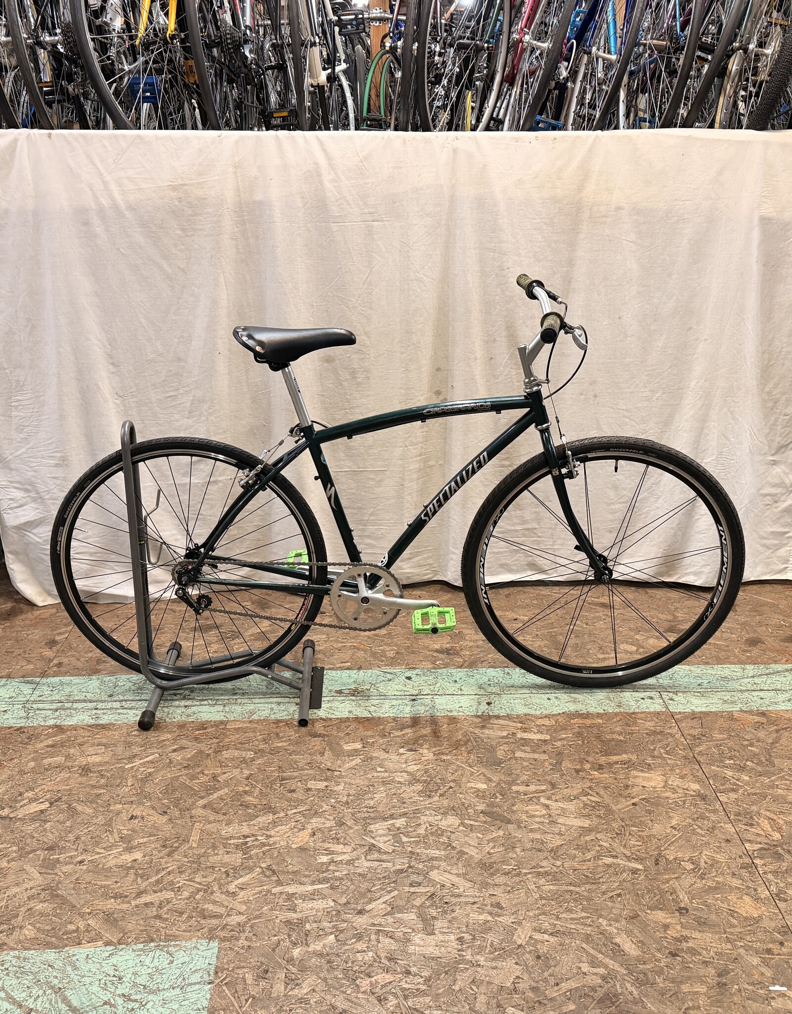 18" Specialized Crossroads (0919) H3L