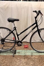 17" Trek Multitrack 700 (4247) H4U