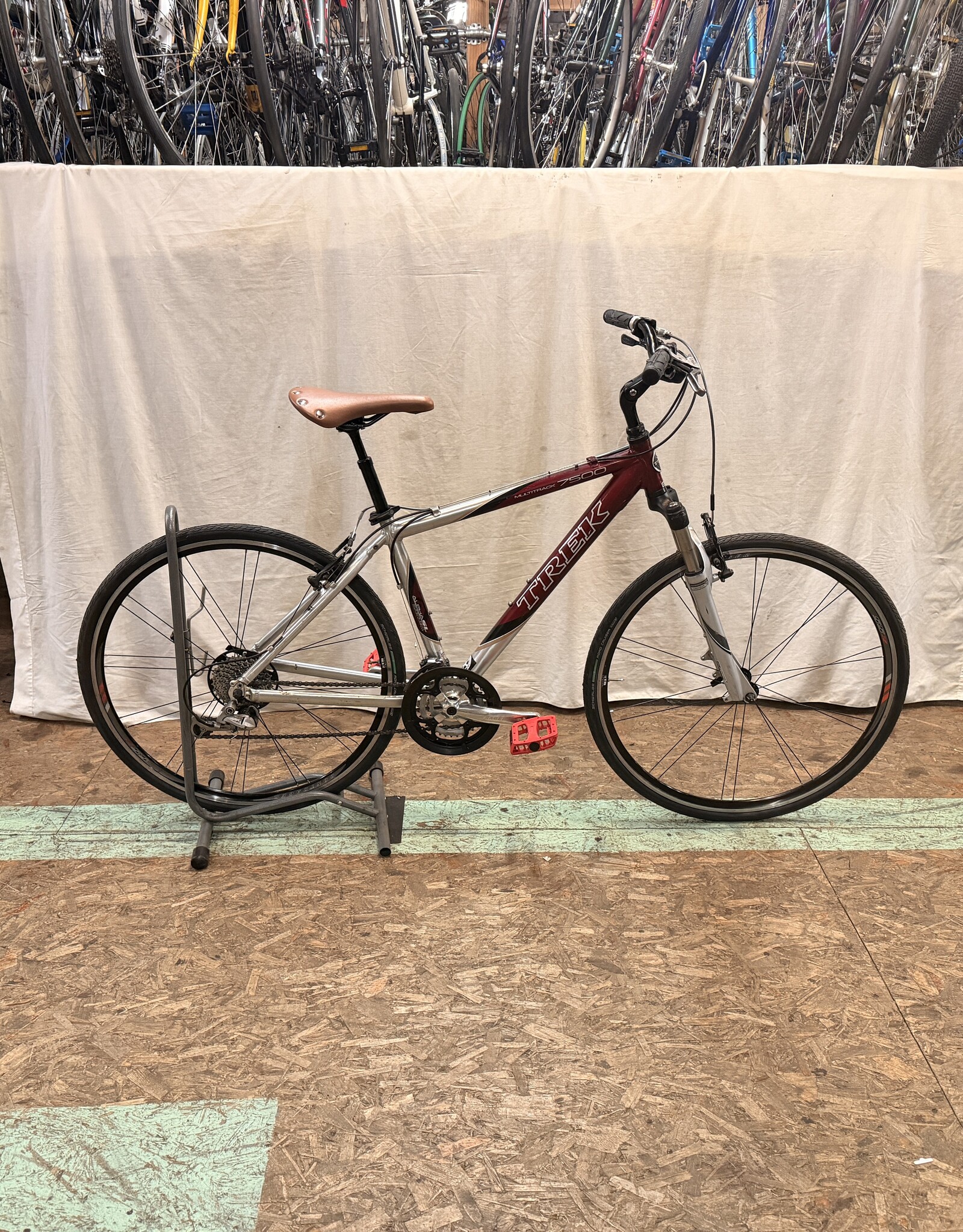 17.5" Trek 7500 (530B) H4L