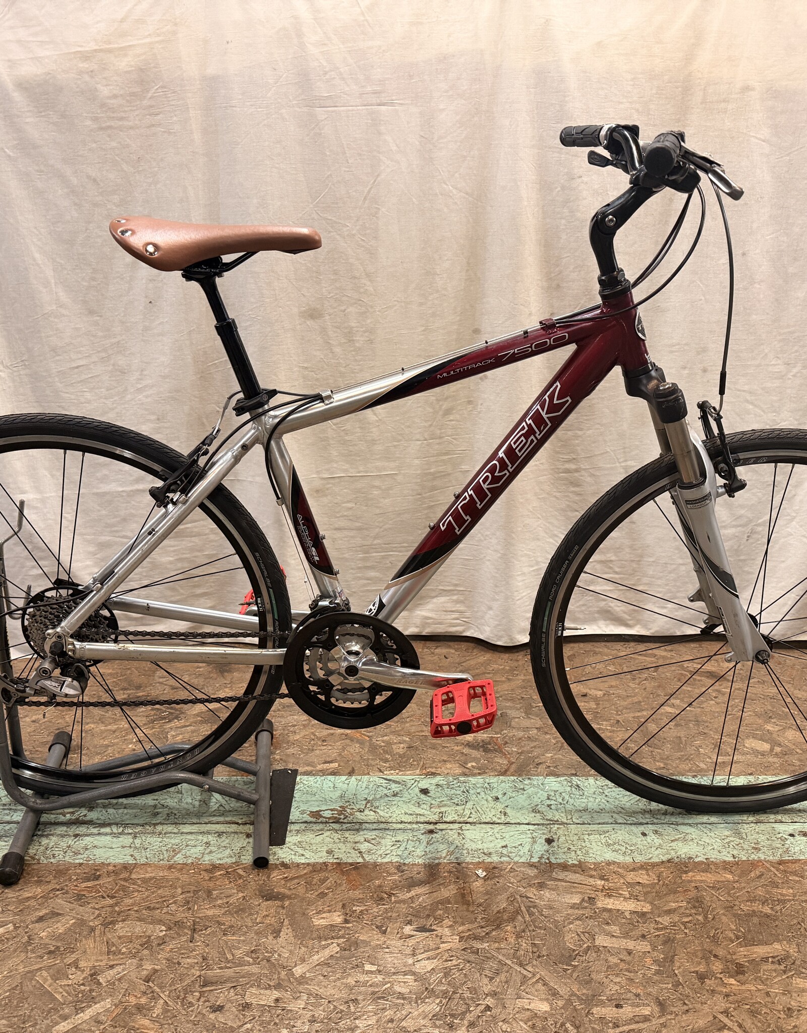 17.5" Trek 7500 (530B) H4L