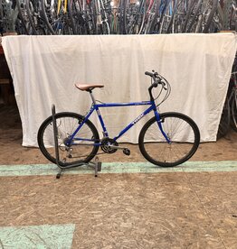 18" Trek 950 (4447) C4U