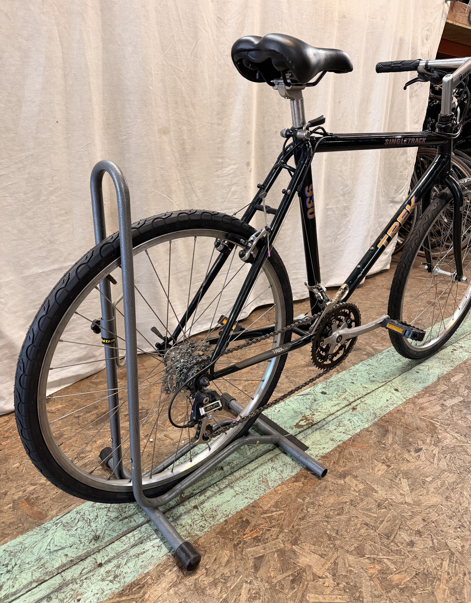 19" Trek single Track (4111) I2U