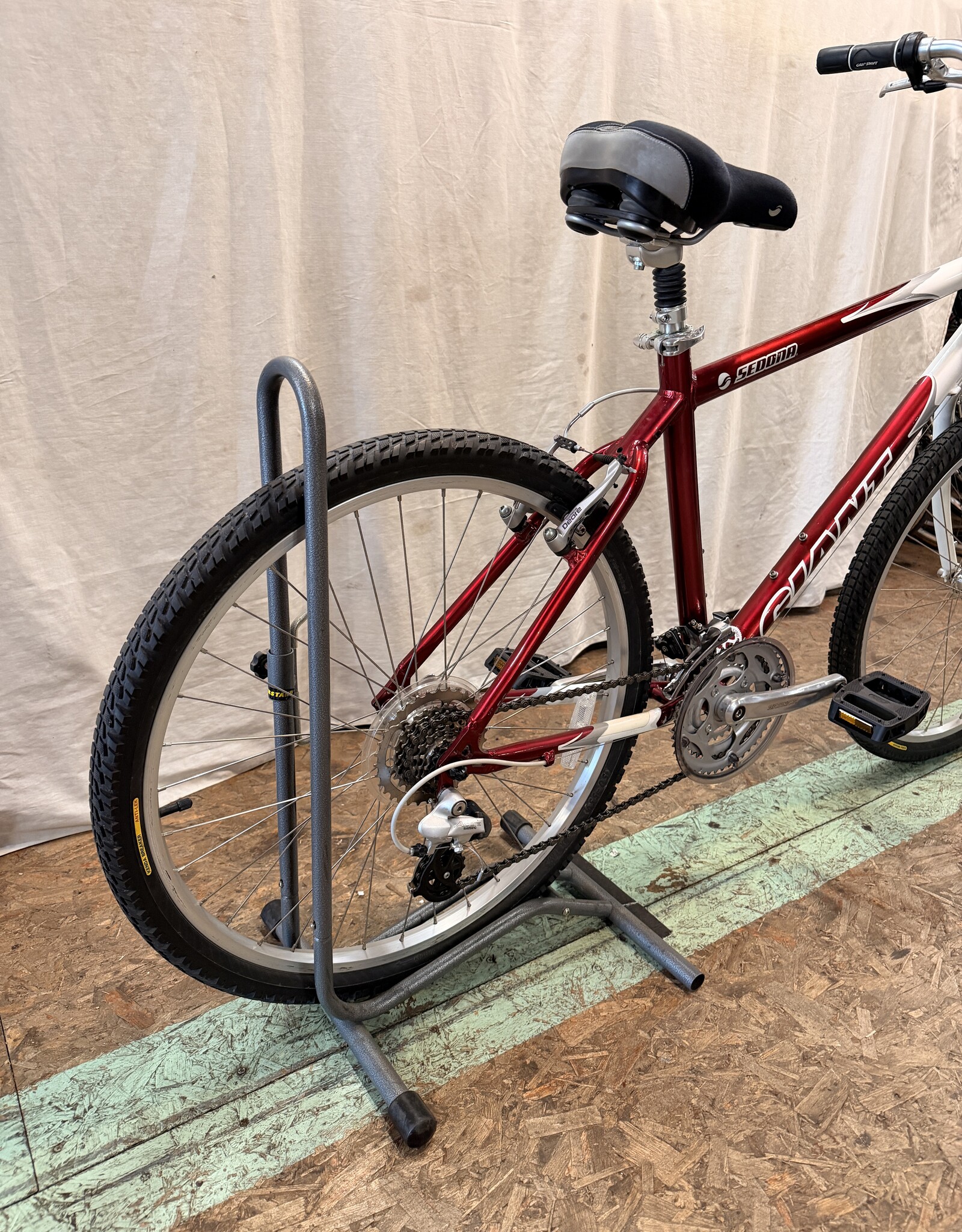 19in Giant Sedona (M464) I2U