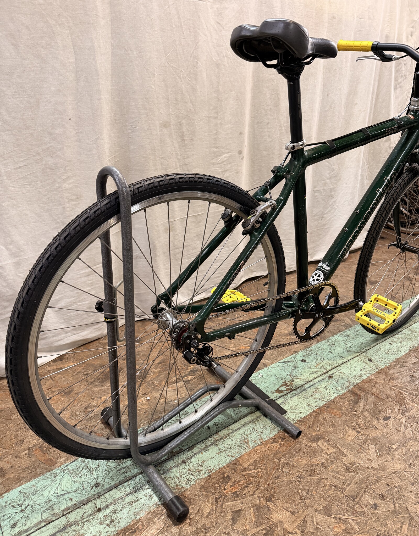 Cannondale 19"  Cannondale T700 (2619) I2U