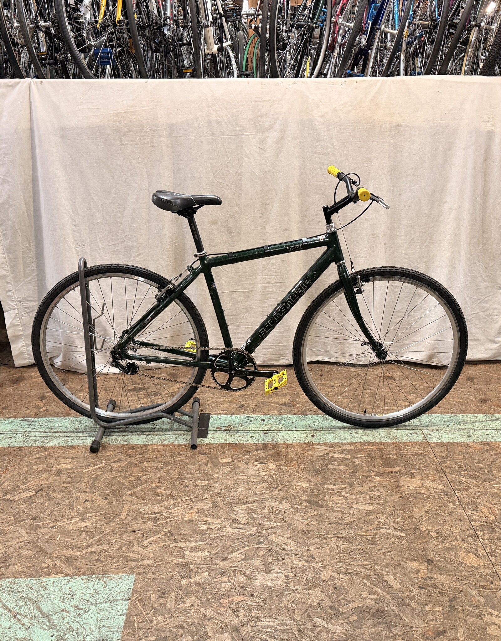 Cannondale 19"  Cannondale T700 (2619) I2U