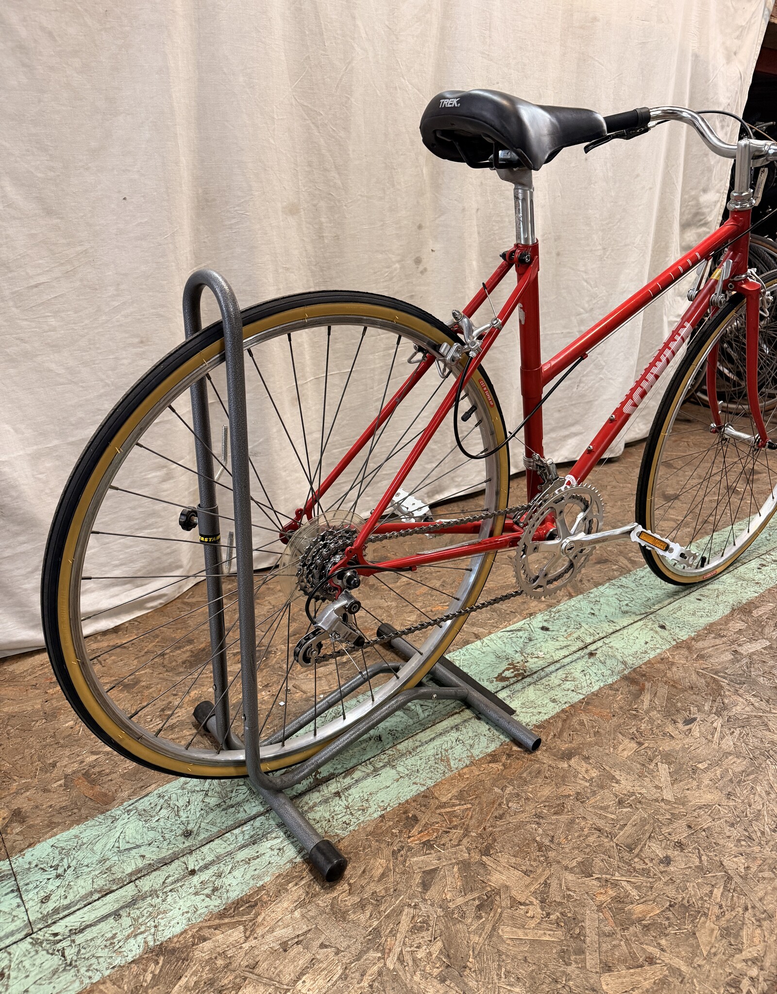 48cm Schwinn Le Tour step through  (SB68) E1U