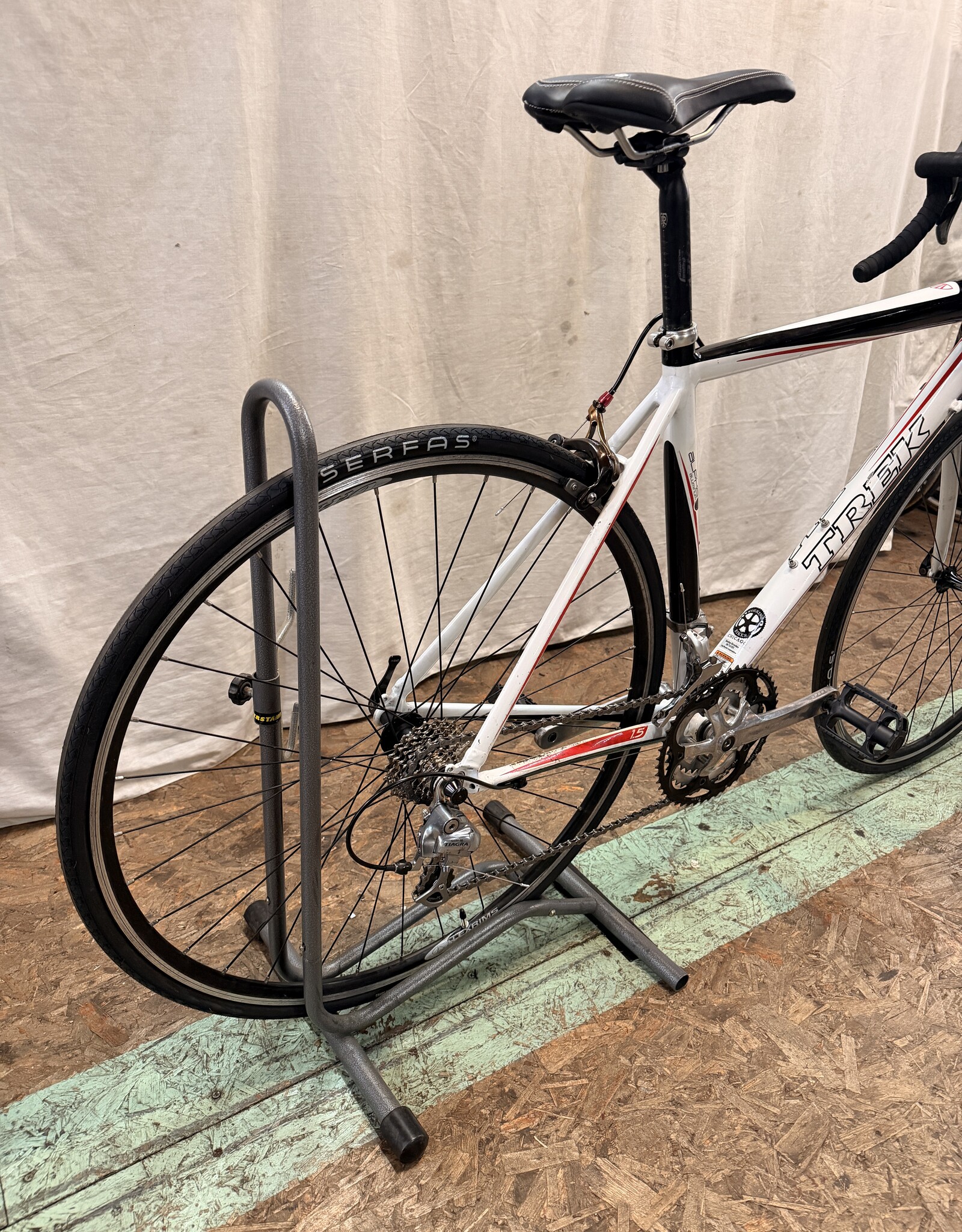 51cm Trek 1.5 (376D) E1U