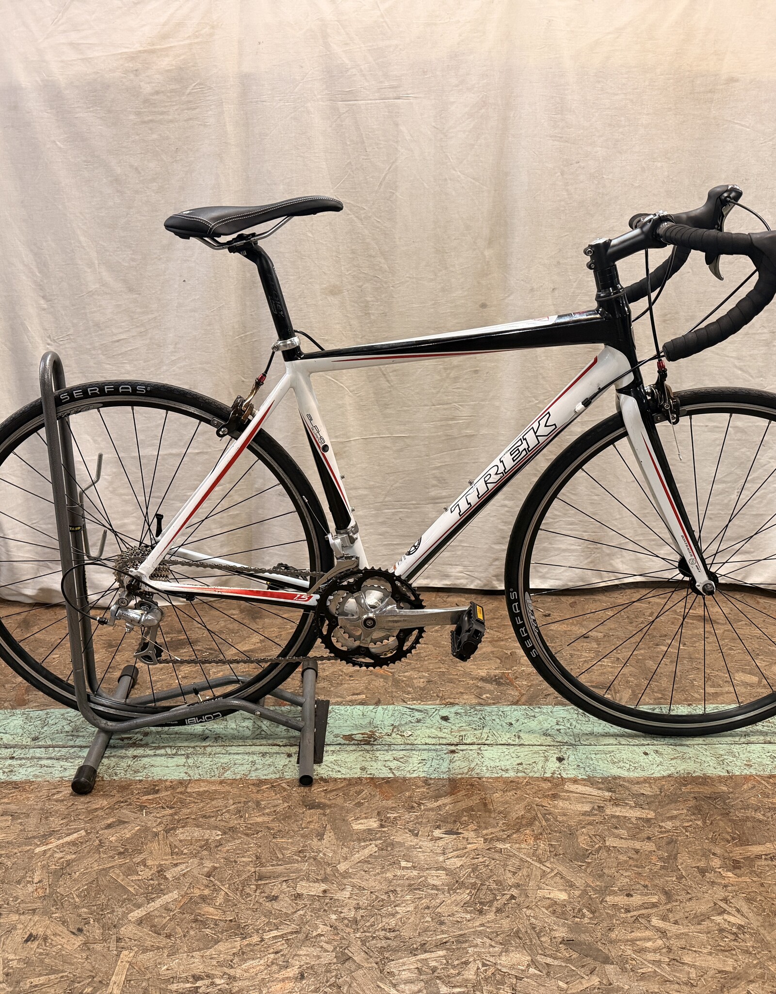 51cm Trek 1.5 (376D) E1U