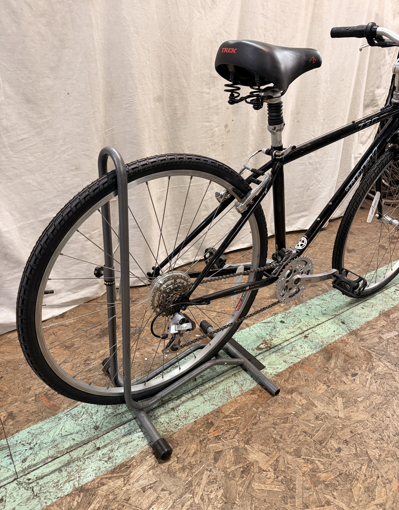 17" Trek 730 (954P) H4L