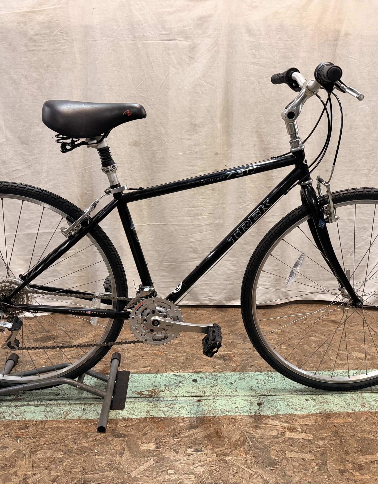 17" Trek 730 (954P) H4L