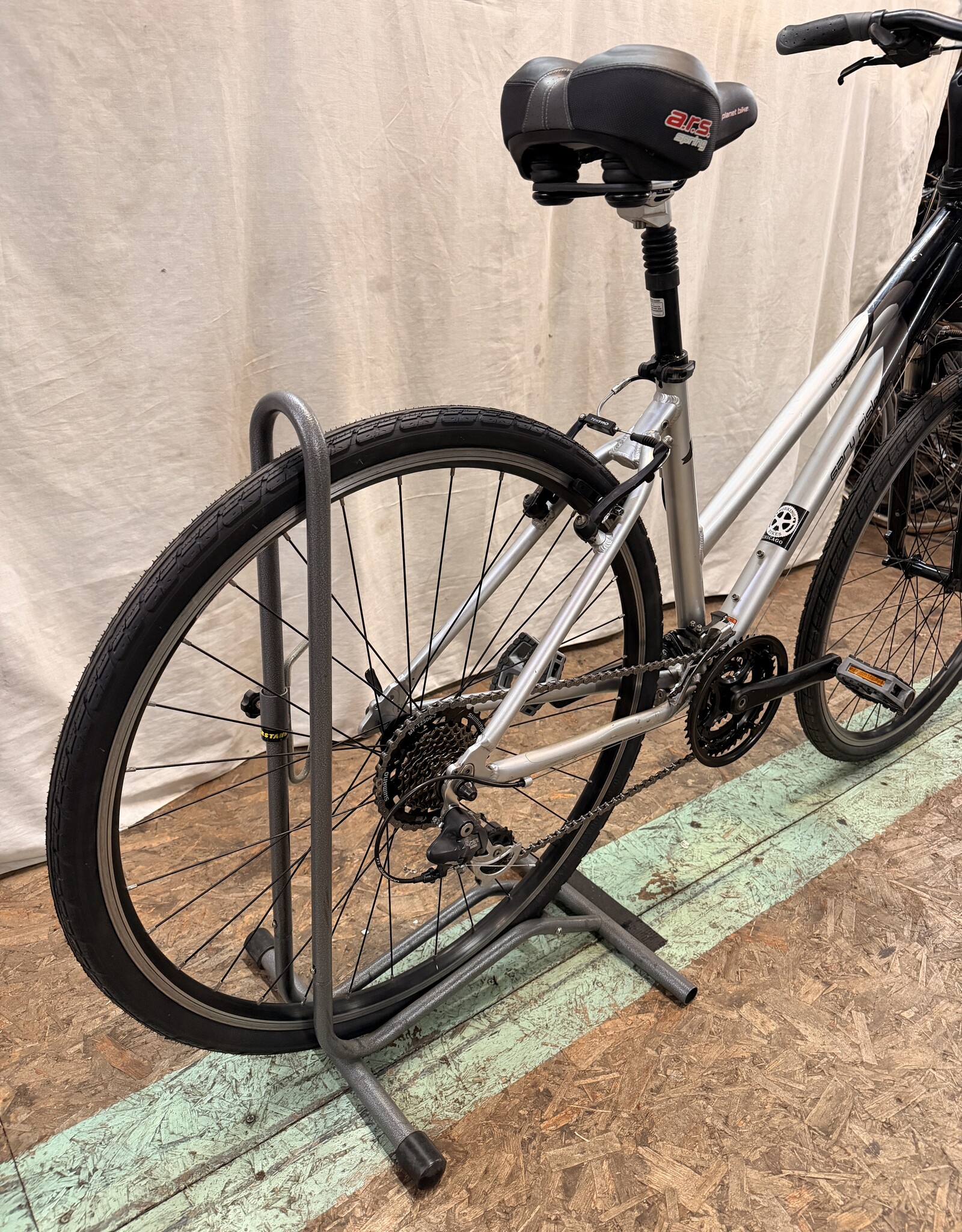 Gary Fisher 17.5 in Gary Fisher Tiburon (332C) E2U