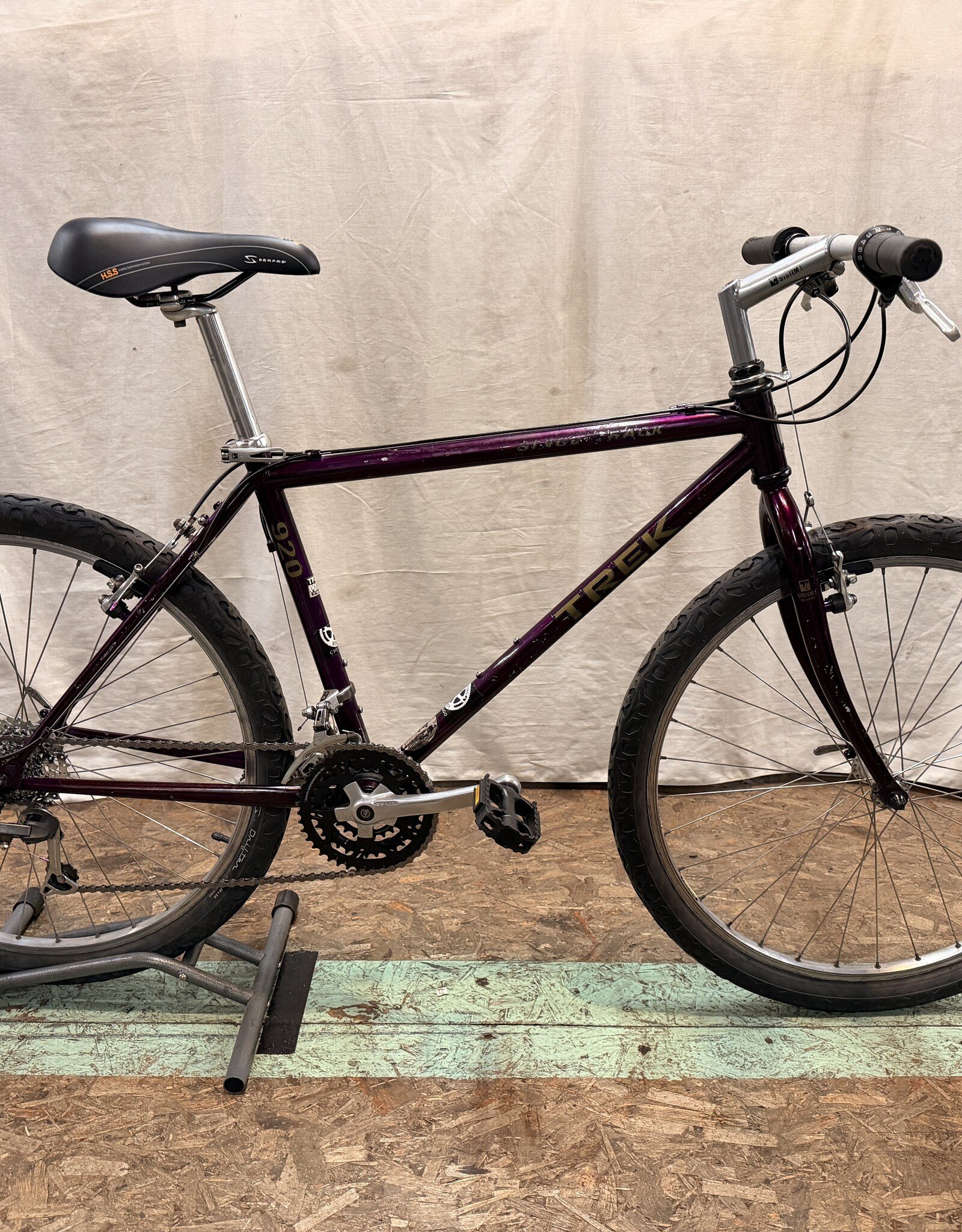 16.5" Trek singletrack 920 (9745) E2U