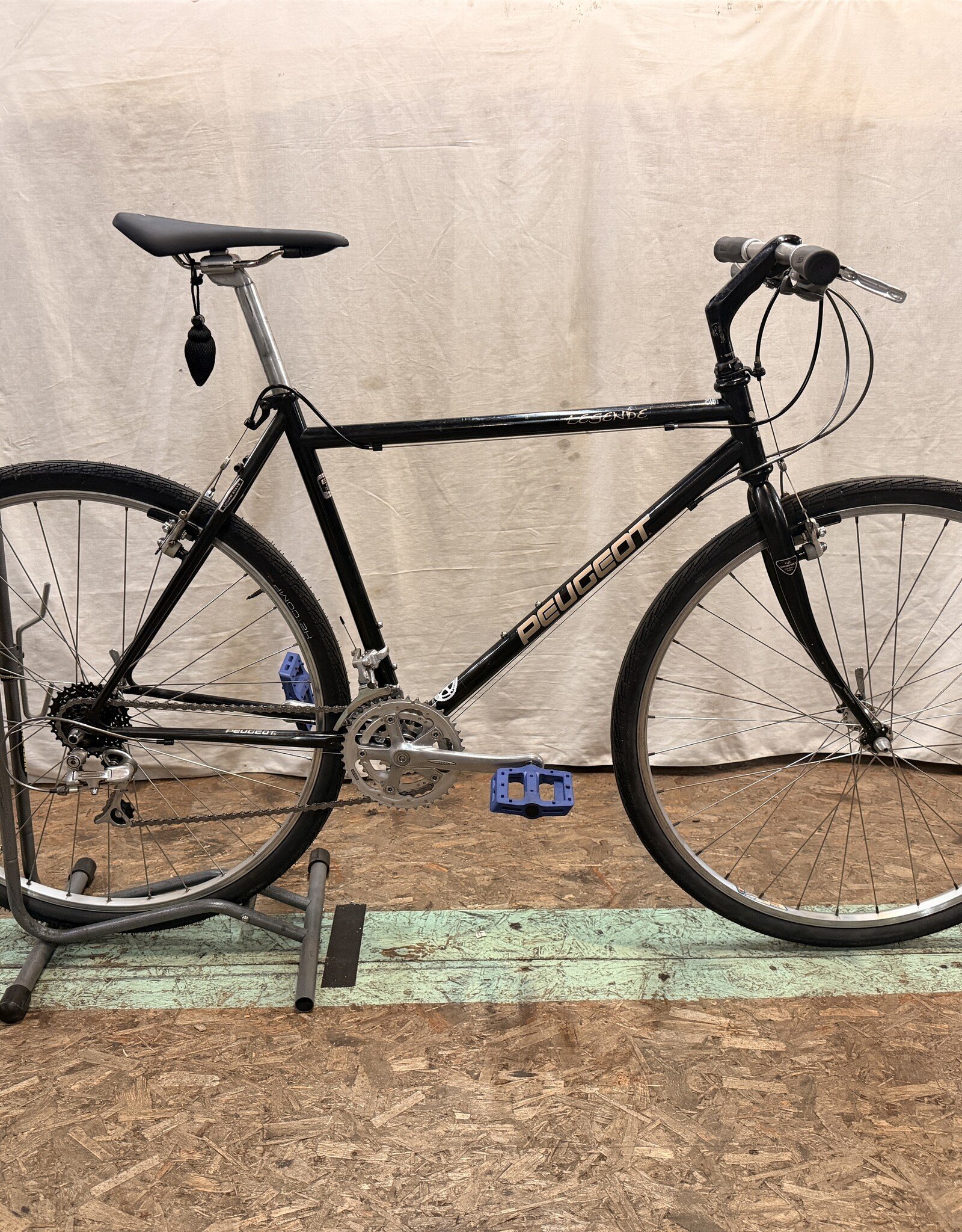 19.5" Peugeot Legende (1496) E2U