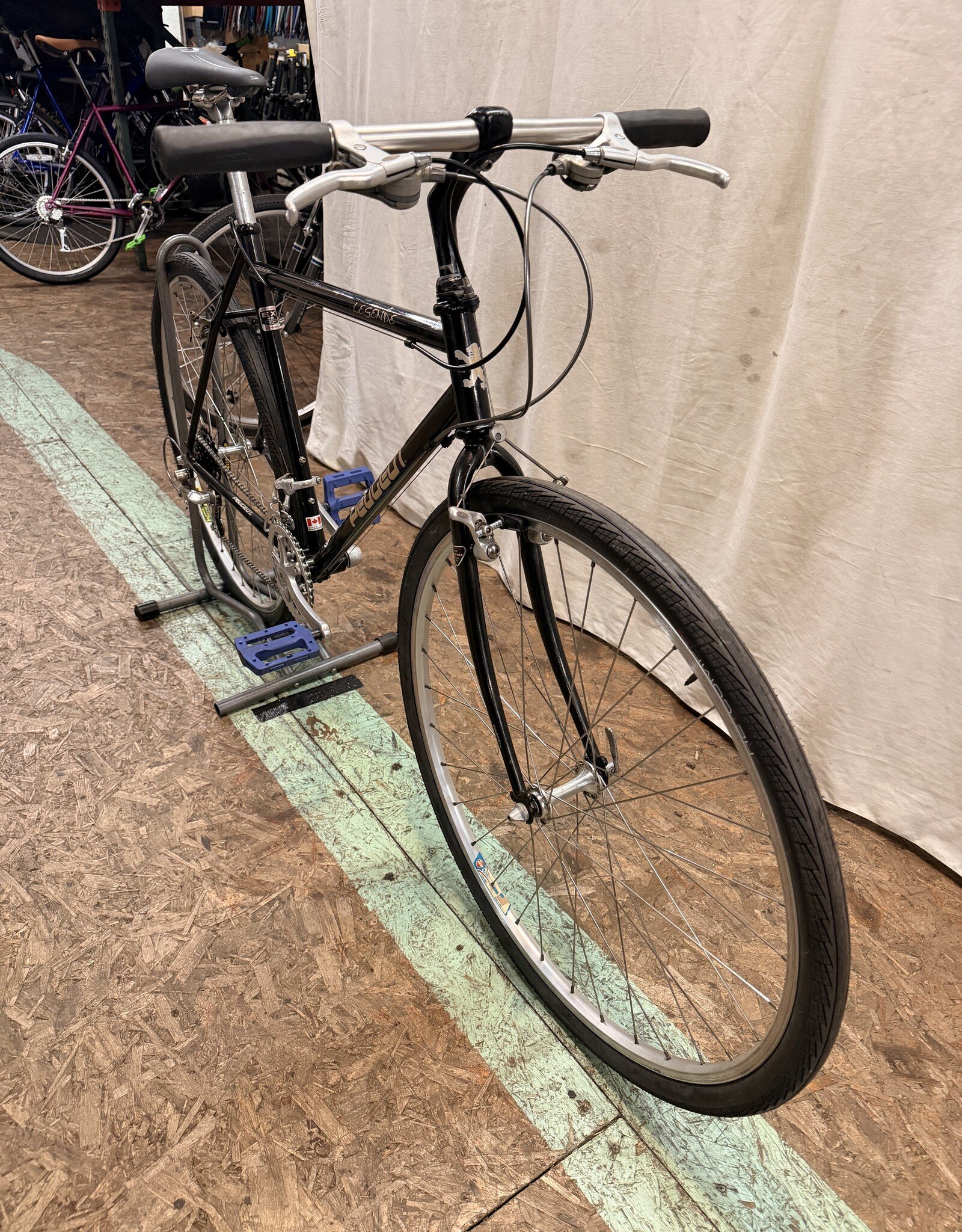 19.5" Peugeot Legende (1496) E2U