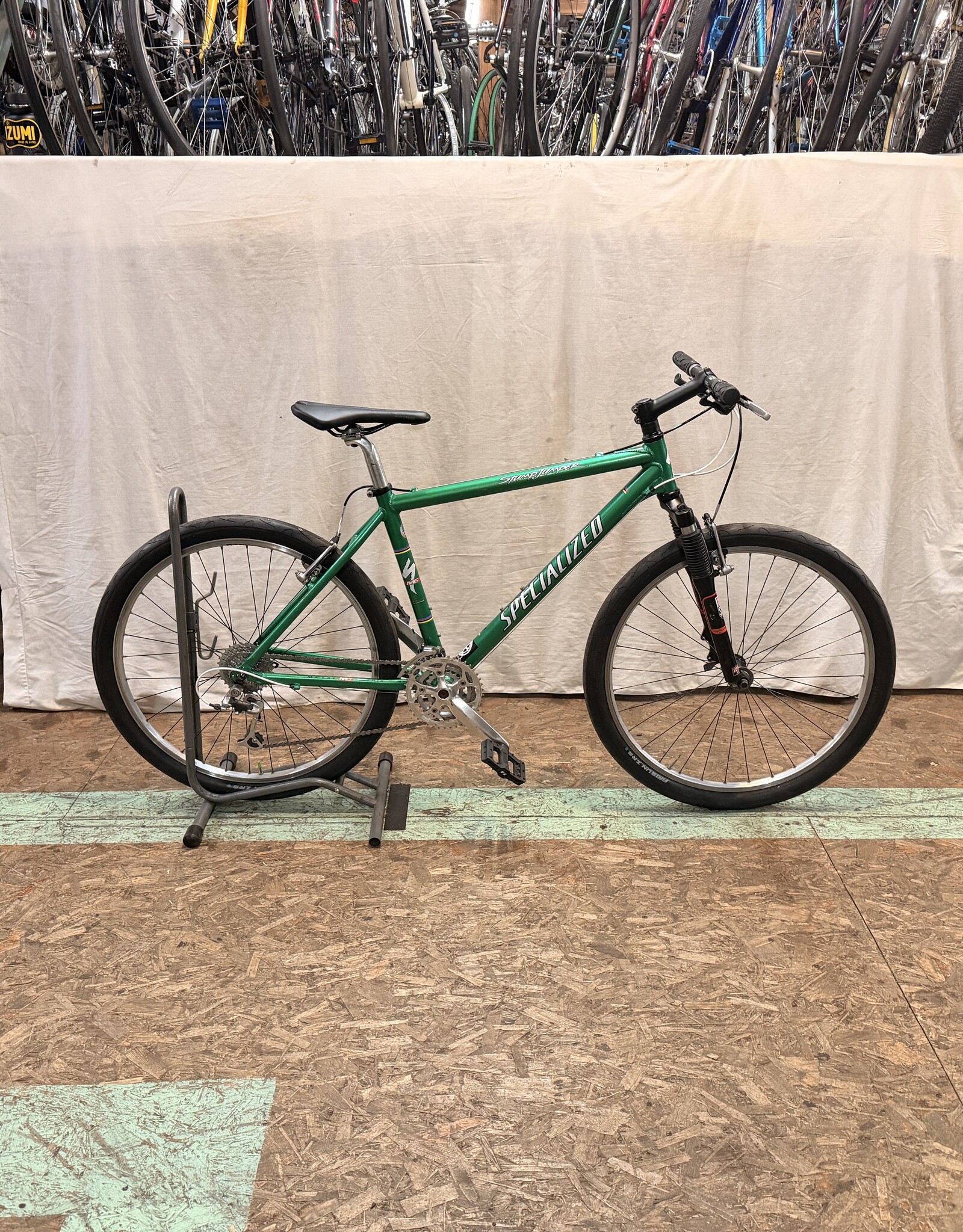 18" Specialized Stumpjumper (0585) E2U