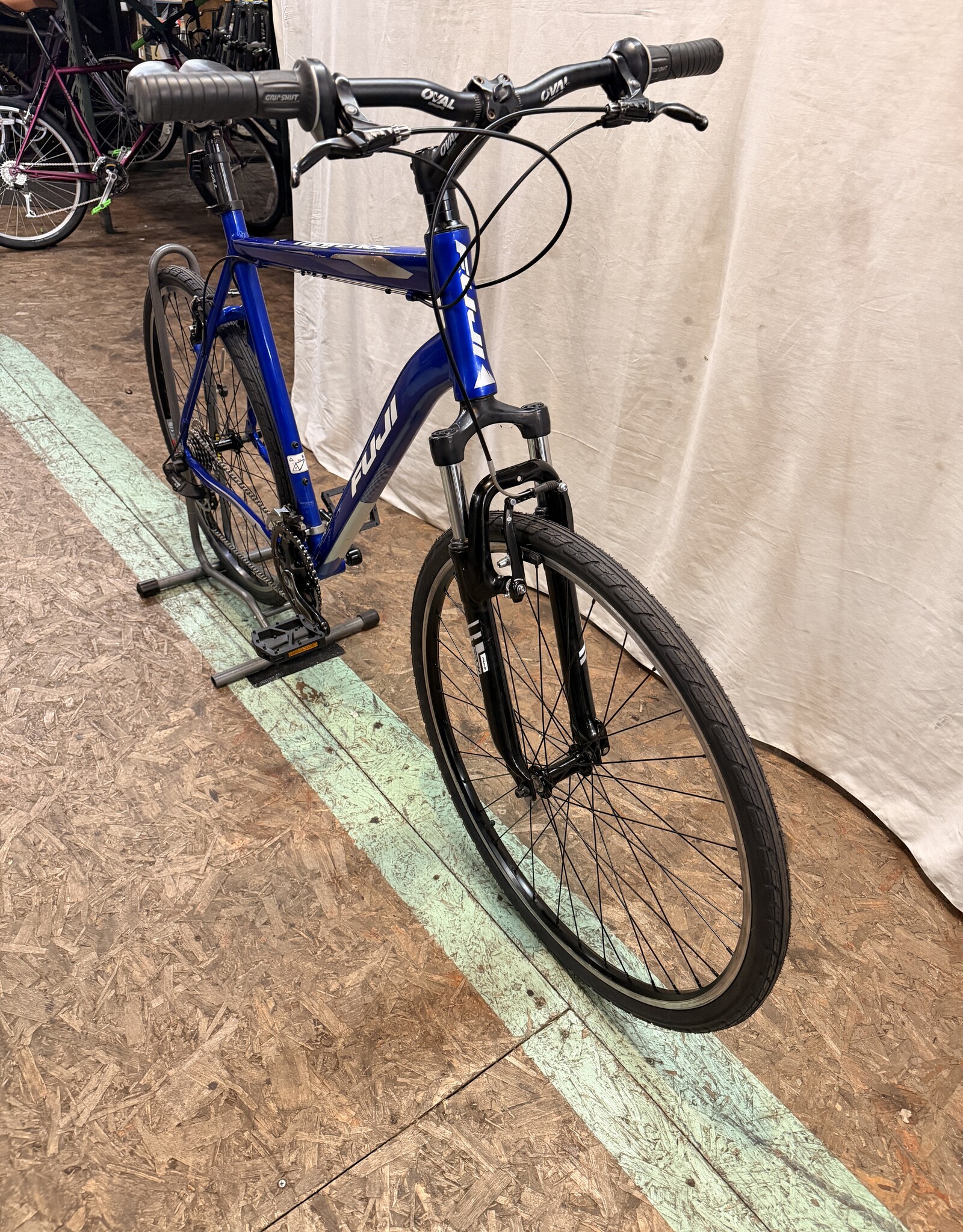 Fuji 24" Fuji Traverse (2H01) H3L