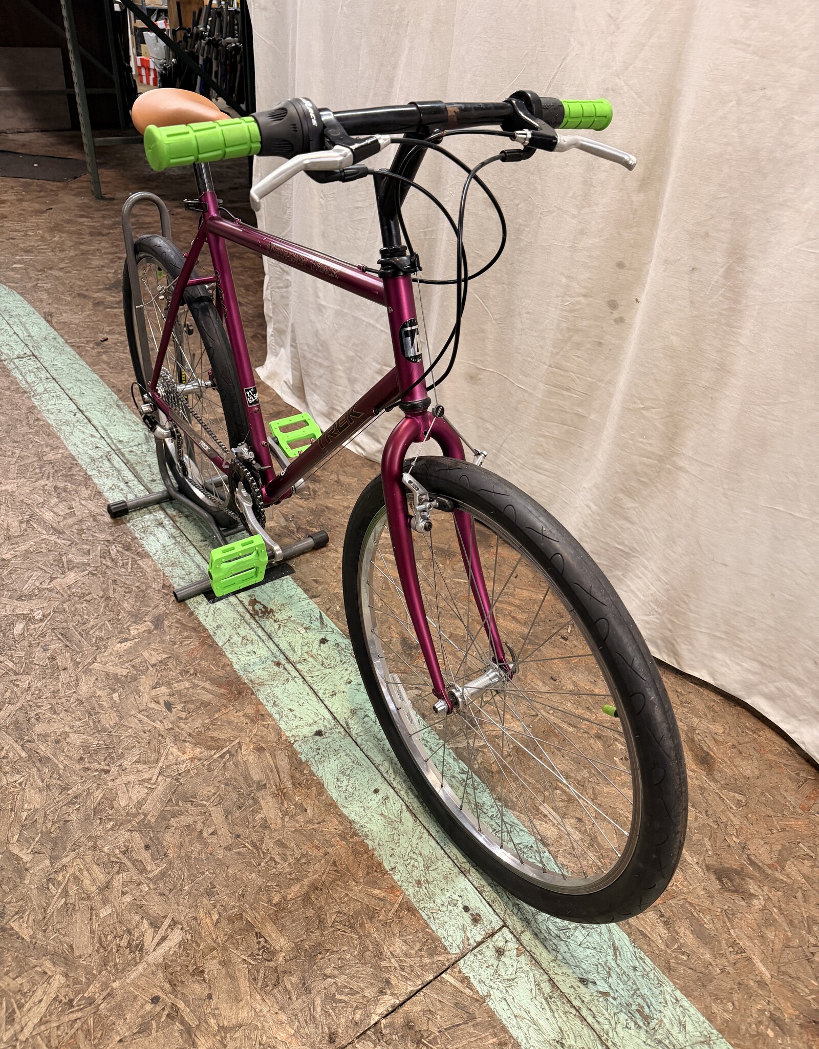 21" Trek 800 (1845) E2L