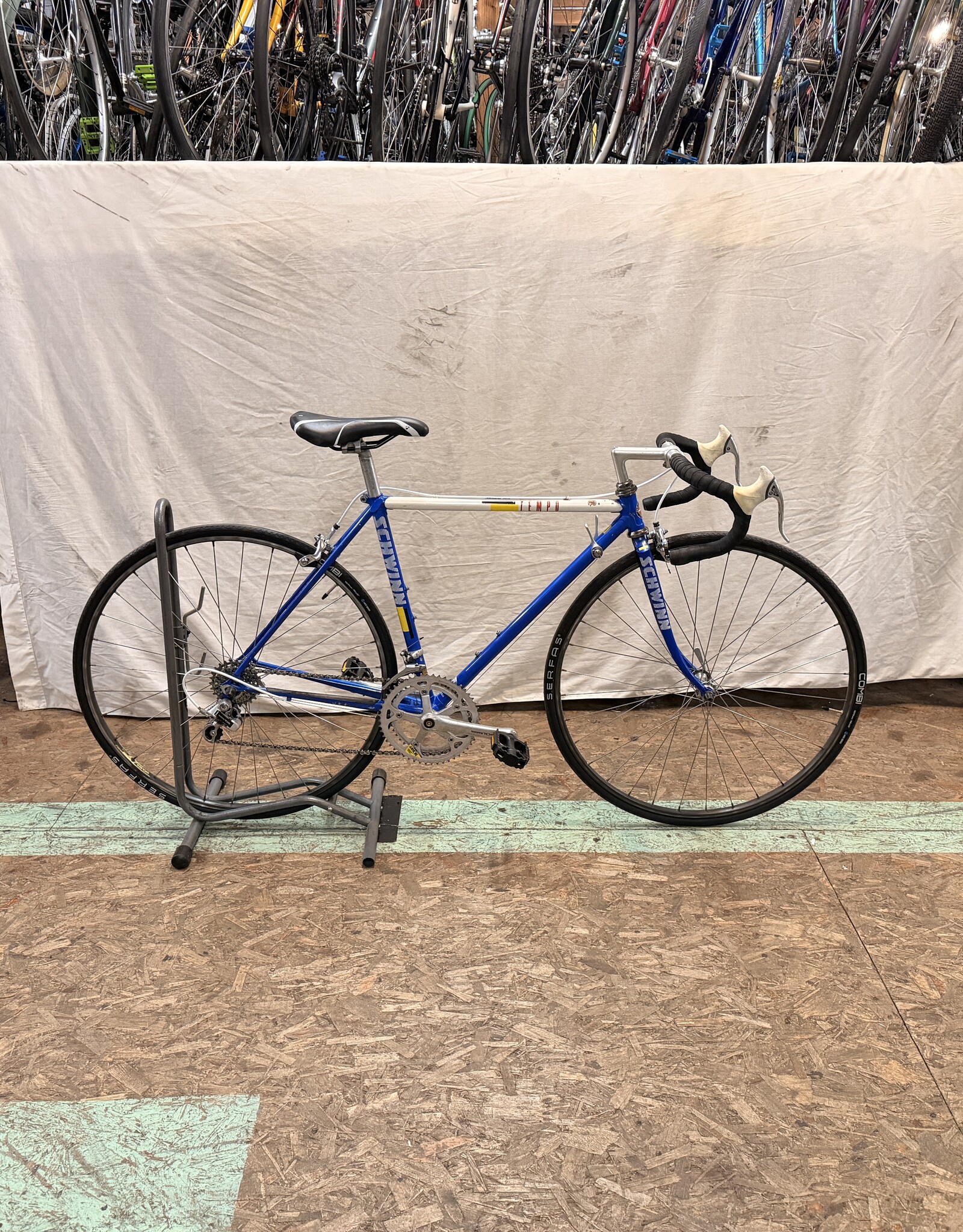 47cm Schwinn Tempo (1565) C3U