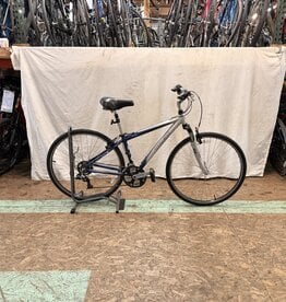 15" Trek 7100 (529C) I4U