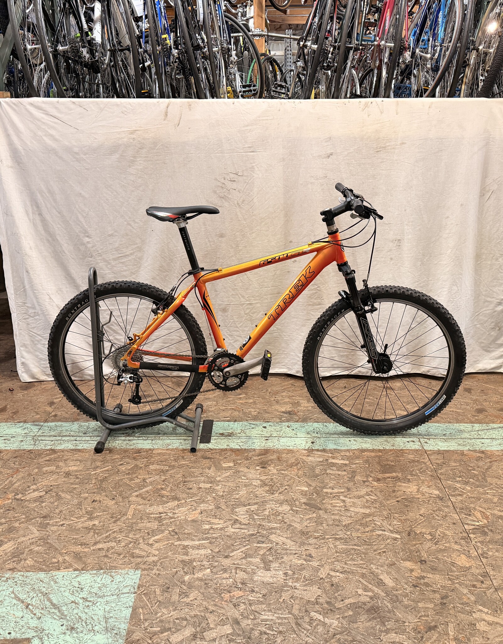 17.5" Trek 6500 SLR (334A) H1U