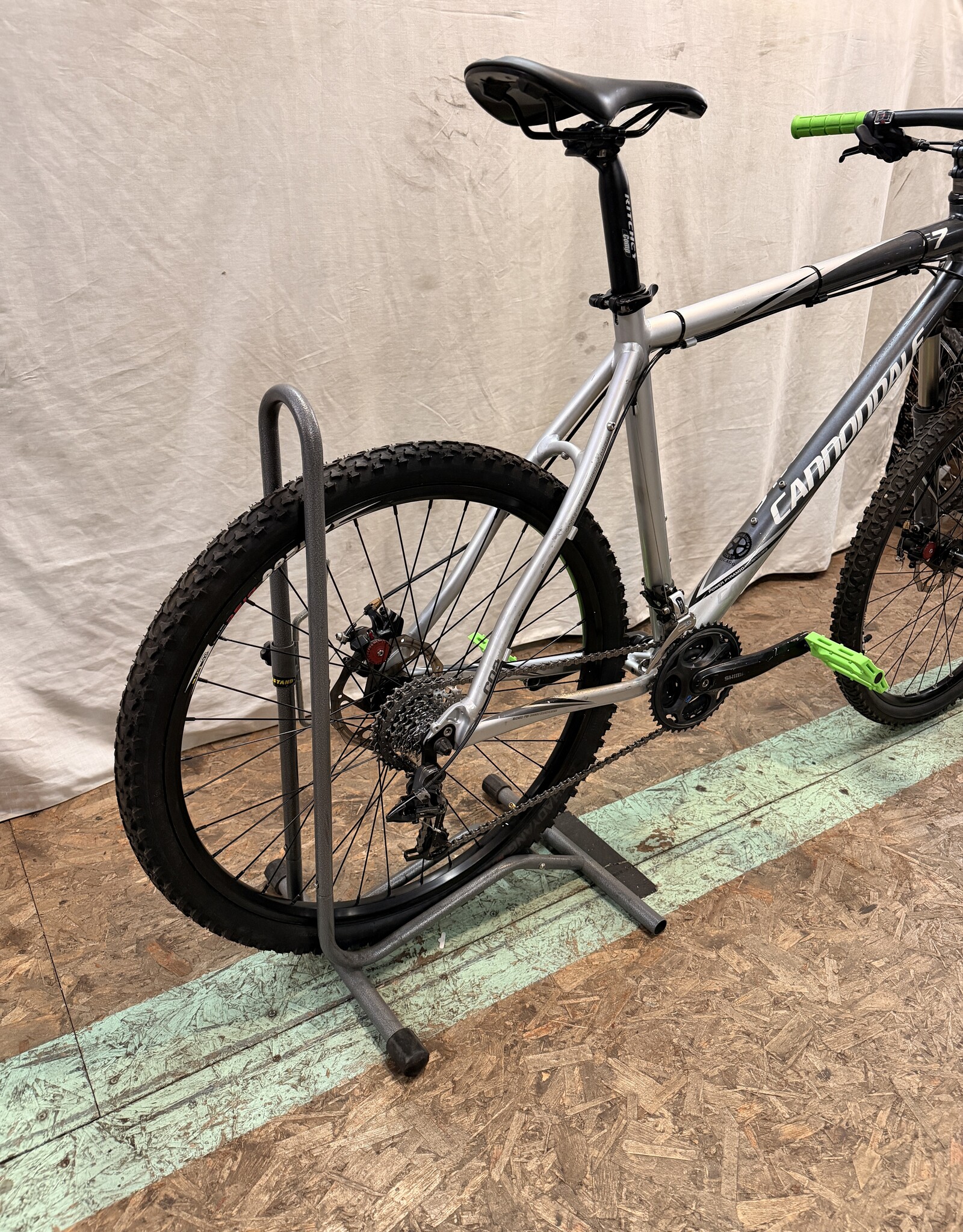 Cannondale 23" Cannondale F7 (6585) H2U