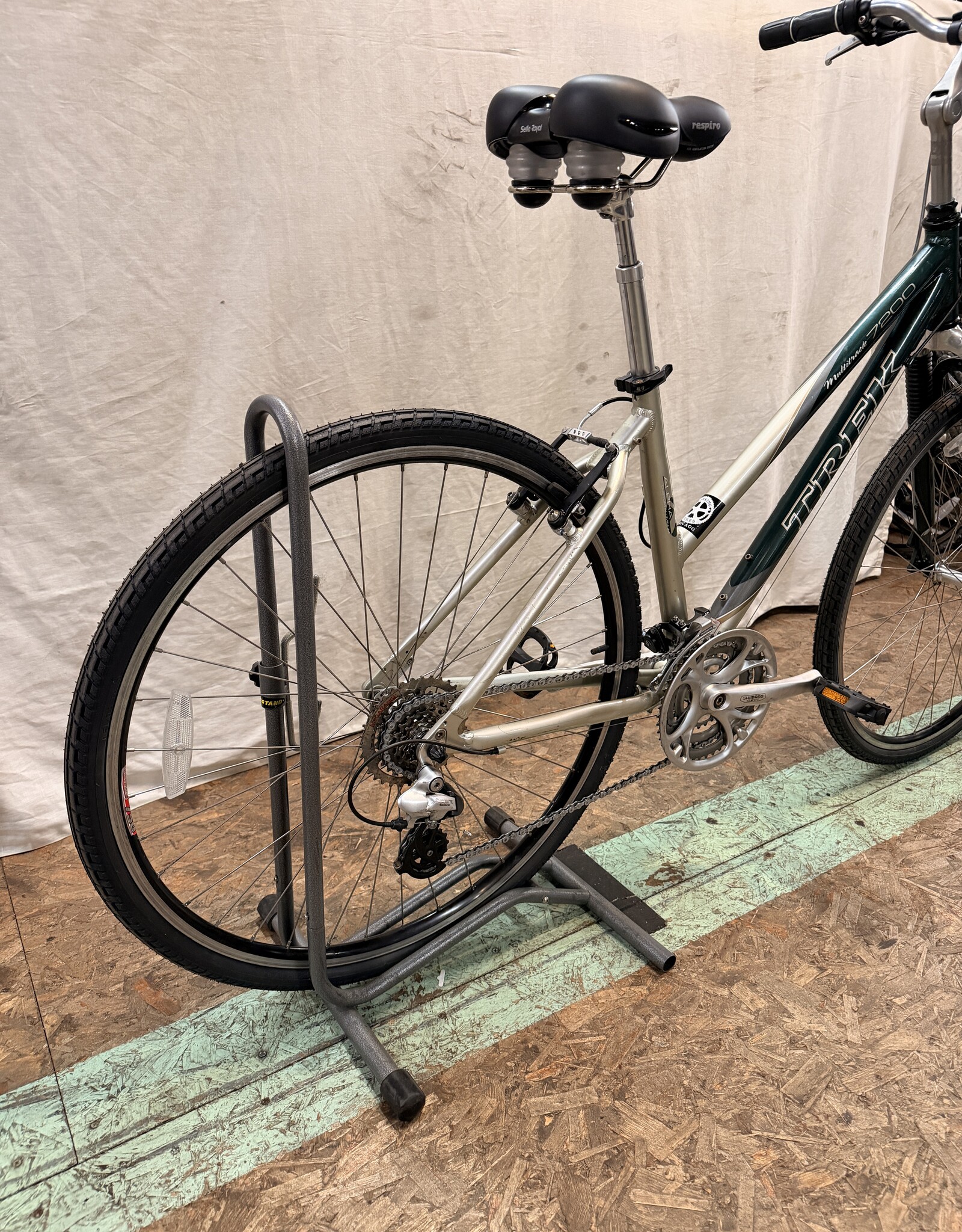 17.5" Trek 7200 Multitrack (419V) I1U