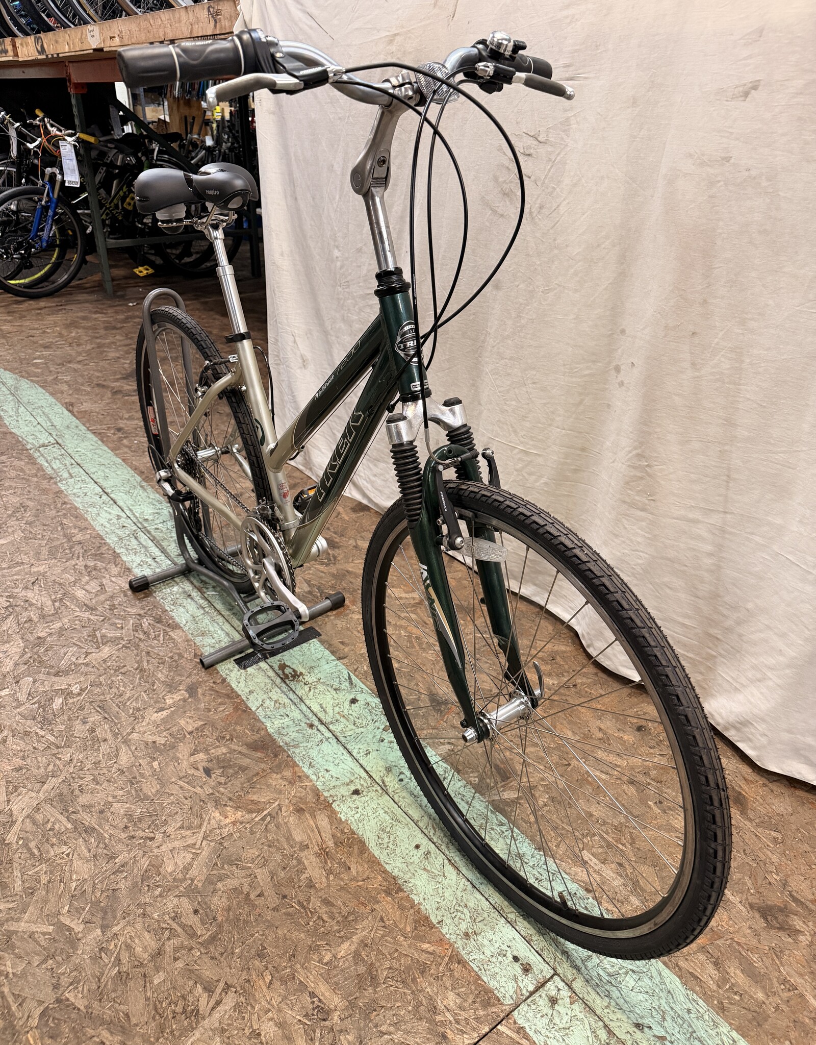 17.5" Trek 7200 Multitrack (419V) I1U