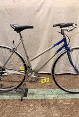 52cm Schwinn World Sport Step-Through (3157) B5U